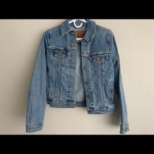 Levi’s Women’s Jean Jacket | Small | Never Worn